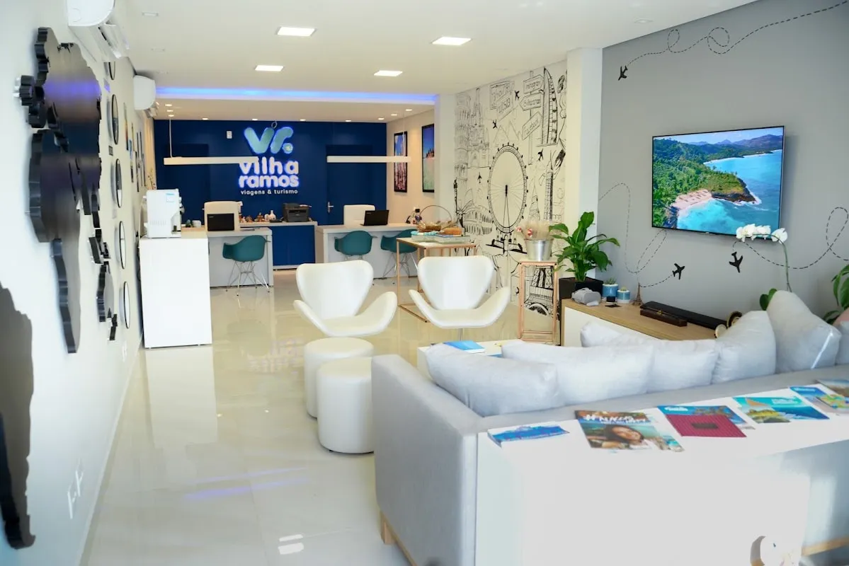 A loja da Vilha Ramos em Lençóis Paulista, com o balcão de atendimento e a sala de espera